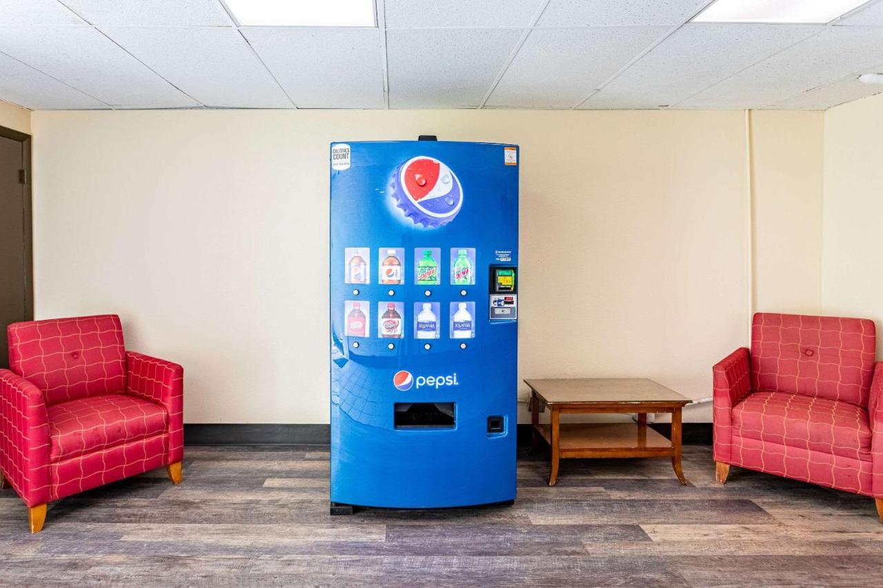 Econo Lodge Fredonia Εξωτερικό φωτογραφία